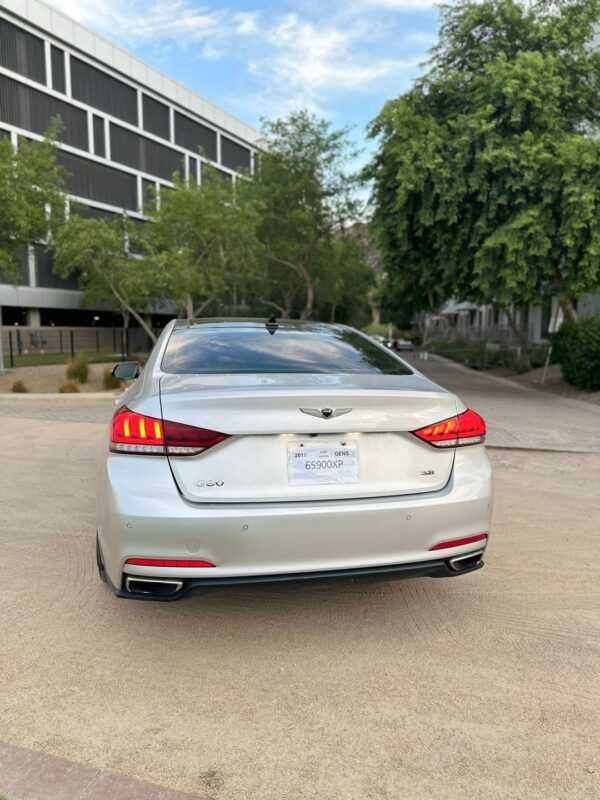 2017 Genesis G80 - Image 4