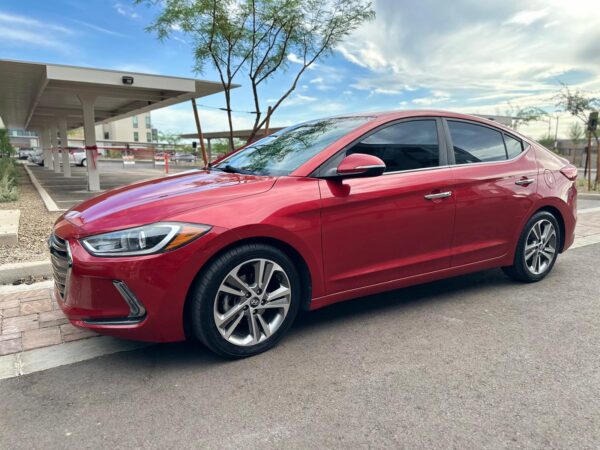 2017 Hyundai Elantra - Image 2