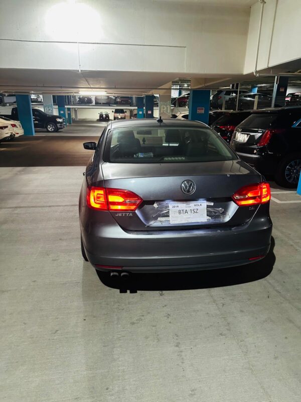 2014 Volkswagen Jetta - Image 5