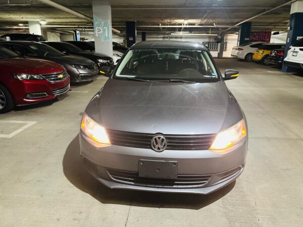 2014 Volkswagen Jetta - Image 3